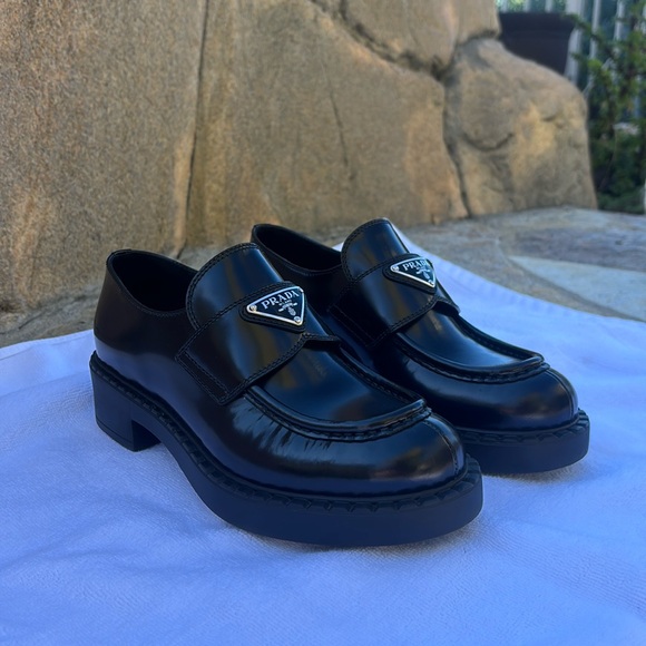 Prada Triangle Logo Loafer (Women) Size 36 - Picture 1 of 8